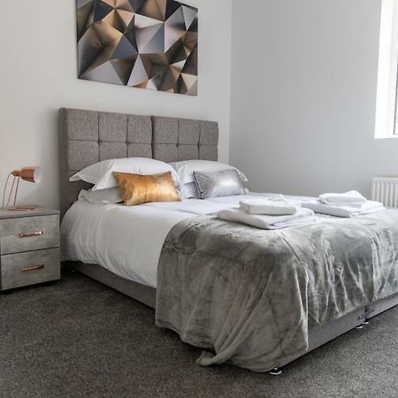 London Northwick Park Serviced Apartments By Riis Property Harrow Buitenkant foto