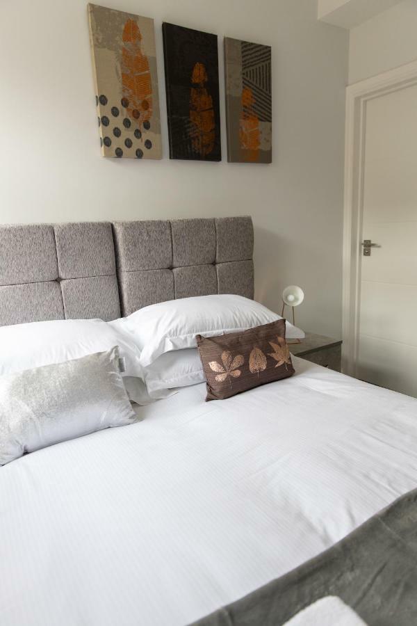 London Northwick Park Serviced Apartments By Riis Property Harrow Buitenkant foto