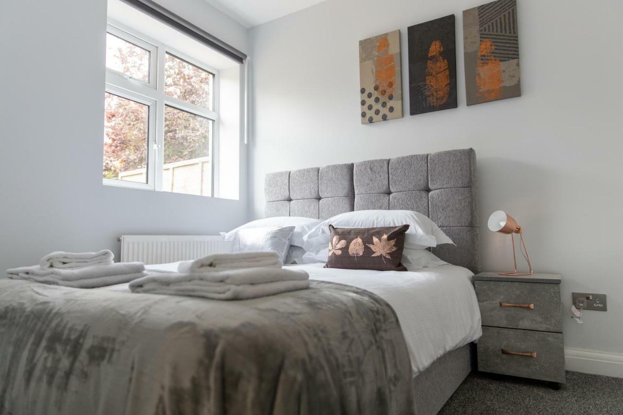 London Northwick Park Serviced Apartments By Riis Property Harrow Buitenkant foto