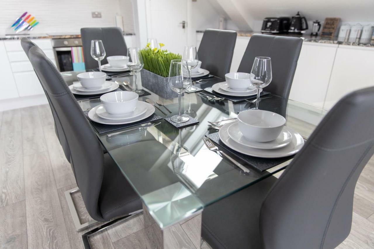 London Northwick Park Serviced Apartments By Riis Property Harrow Buitenkant foto